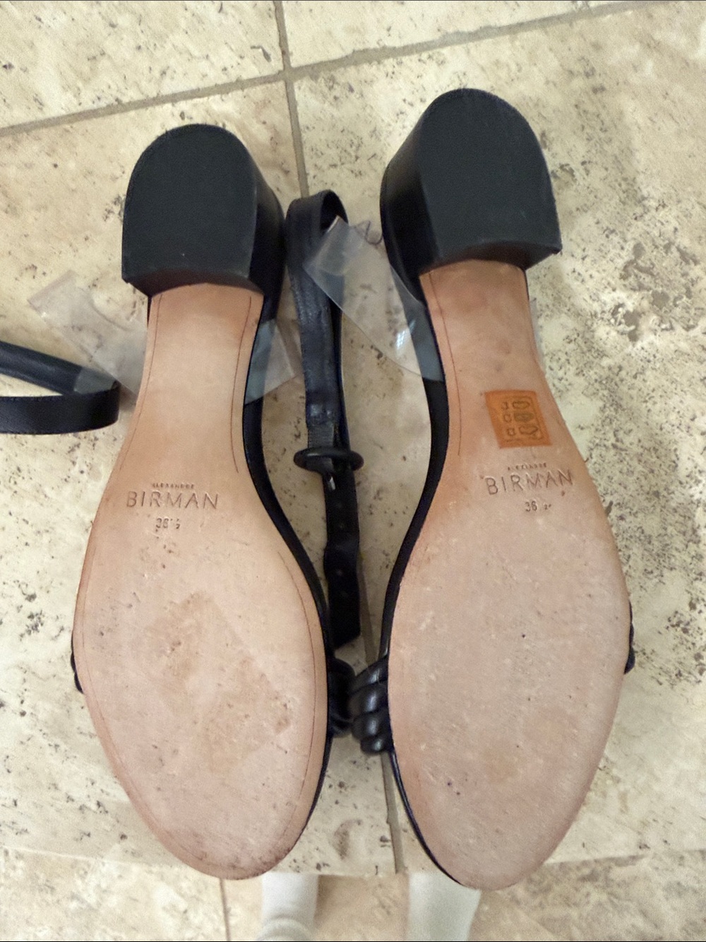 Alexandre Birman Black Knotted Leather Slingback Sandals - Picture 4 of 4